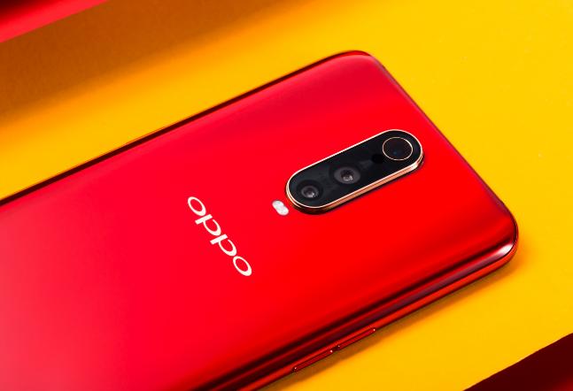 OPPO最新款手机，科技与时尚的完美融合