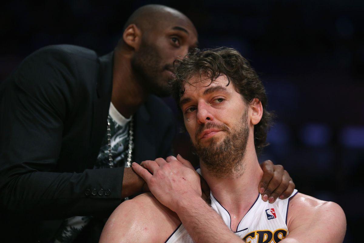 NBA马刺最新动态，篮球与友情的温馨邂逅