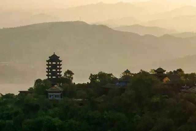 丰都最新任免，自然美景的探索之旅启动