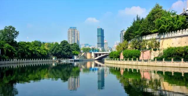 贵阳观山湖区新房源揭秘，探寻新家的故事